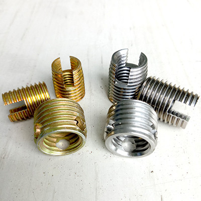 三孔自攻螺套 三孔自攻螺套